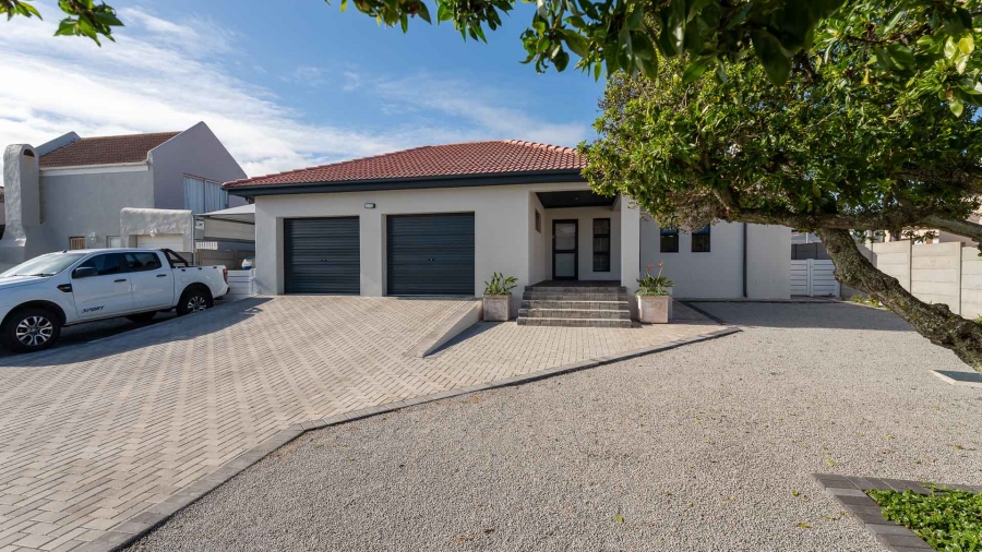 3 Bedroom Property for Sale in Port Owen Western Cape